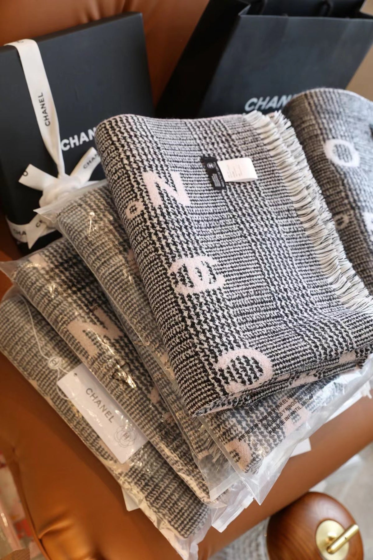 F30 Women's Winter Fashion Wool Scarf 65*180cm