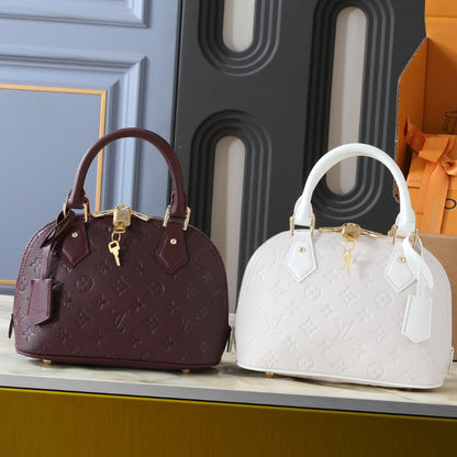 WM9 Fashion Women High Quality Handbag Casual Bag Shell-shaped Bag 23.5 x 17.5 x 11.5