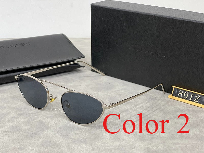8012  Unisex Fashion Sunglasses with Box
