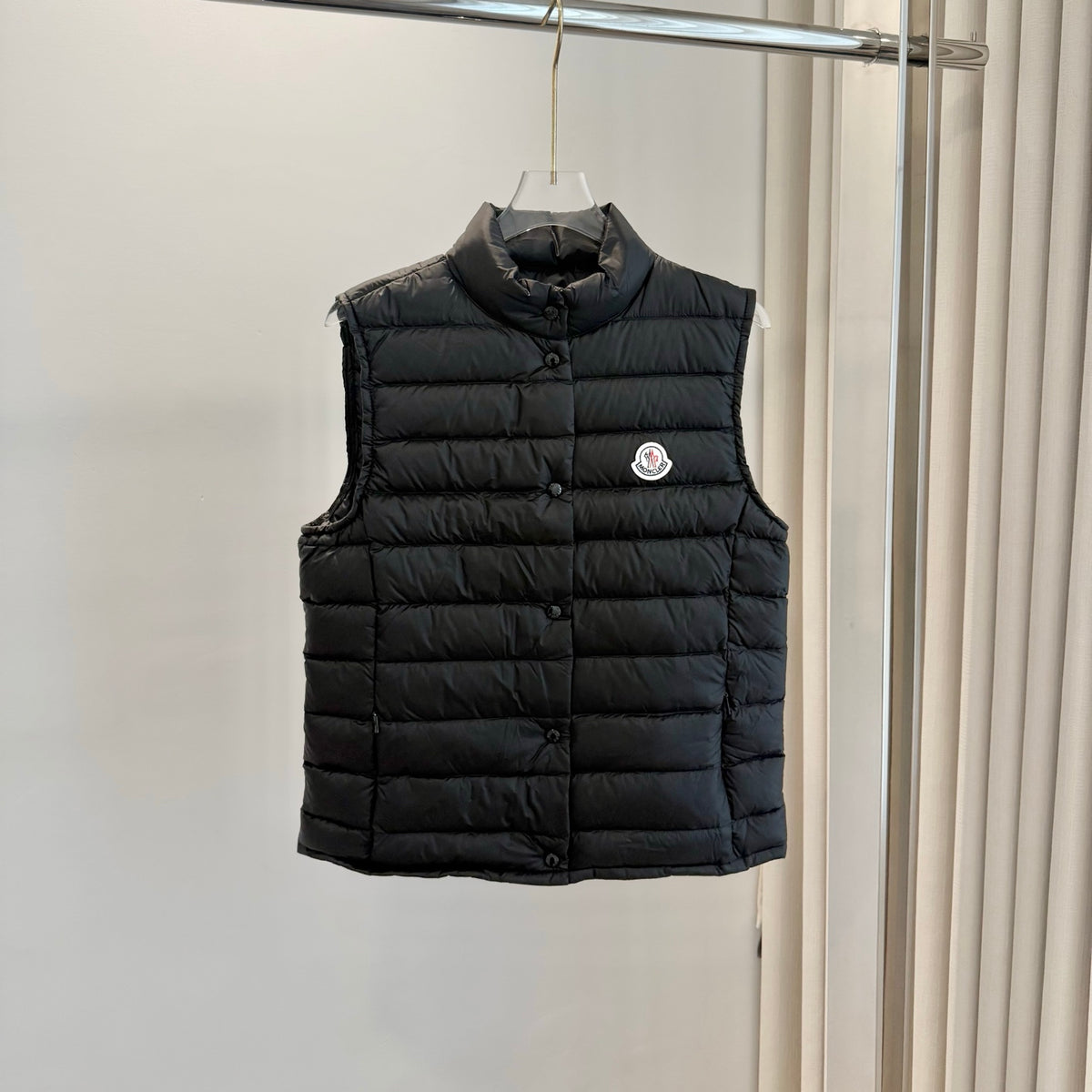 C19 Women's Classic Slim Fit Short Lightweight Stand Collar Down Vest