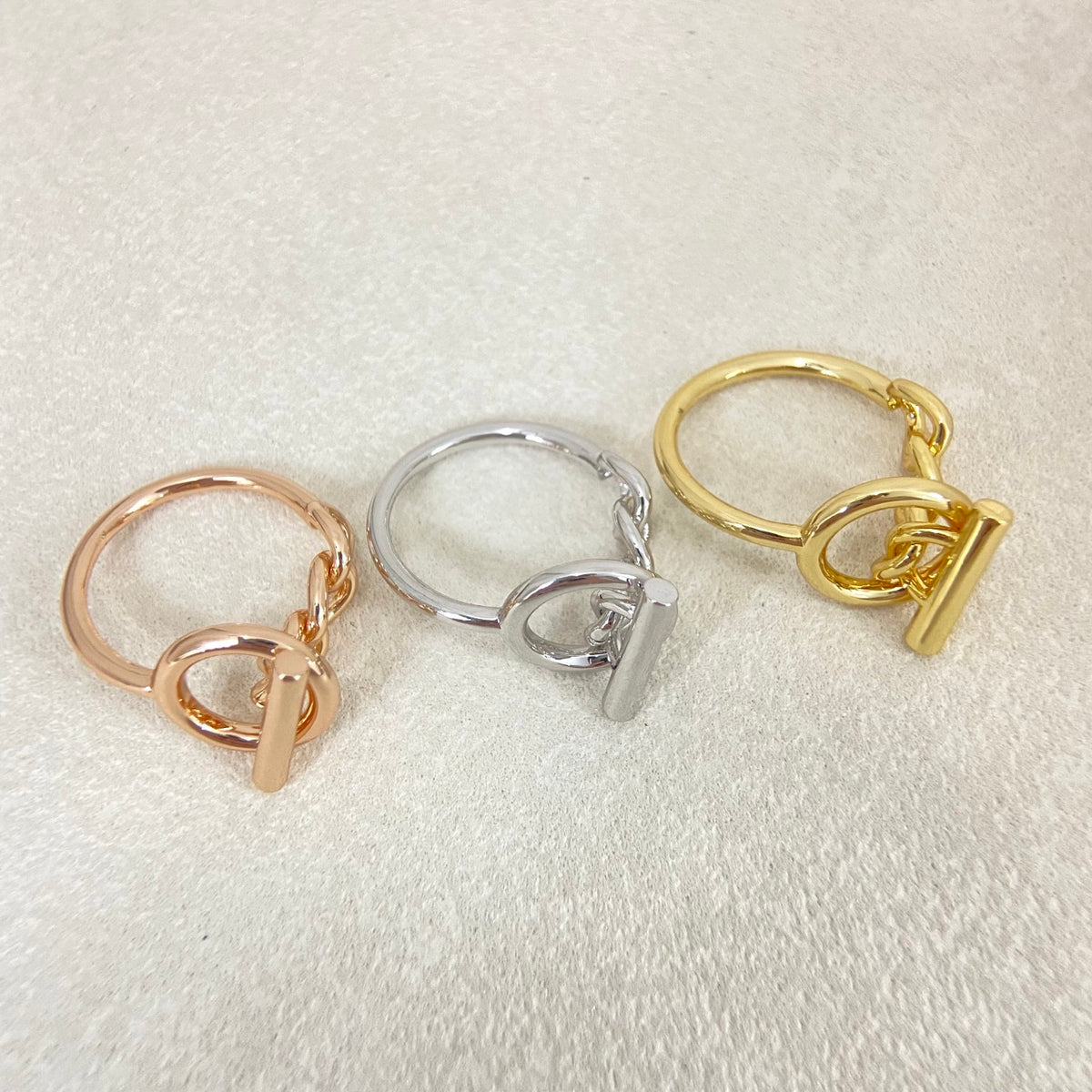 R10 Women's rings with gold-plated jewelry