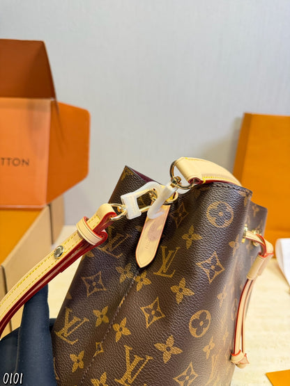 MS70 Classic bucket bag diagonal cross bag 21X14cm