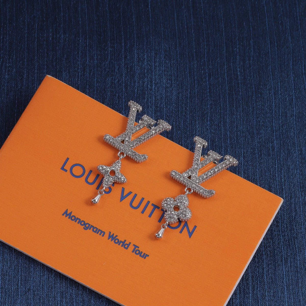 E38 Women gold-plated fashion earrings high-quality jewelry