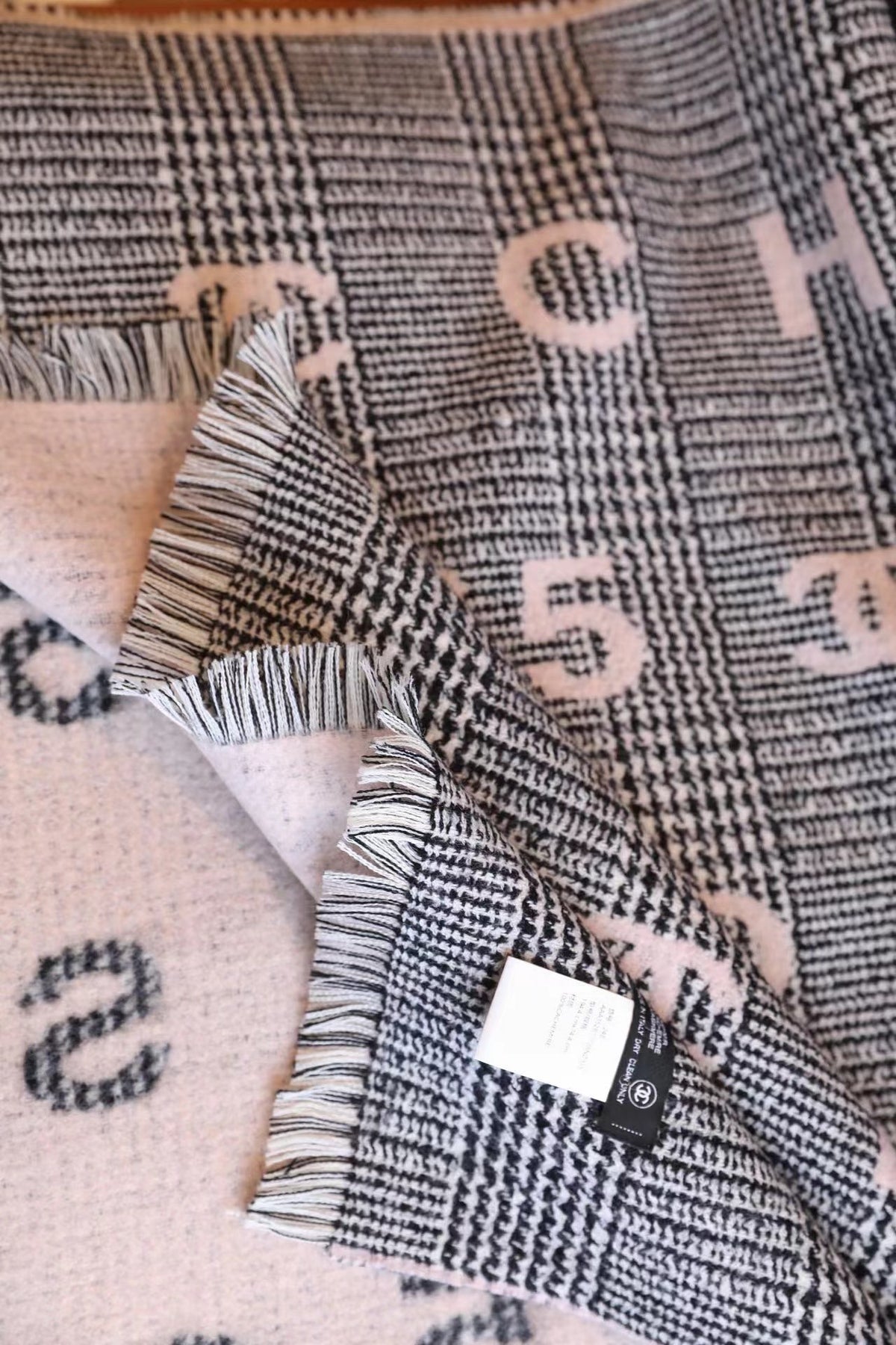 F30 Women's Winter Fashion Wool Scarf 65*180cm