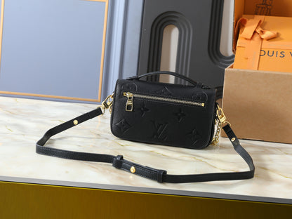 WM6 Fashion Women High Quality Bag Crossbody bag 21.5x13.5x6CM