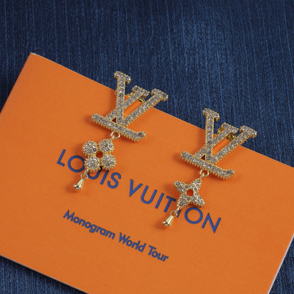 E38 Women gold-plated fashion earrings high-quality jewelry
