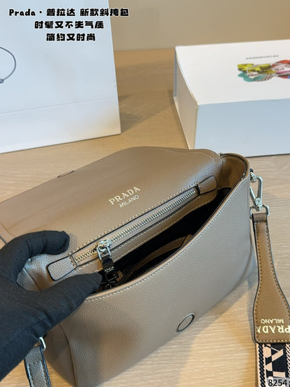 MN21 Fashion Women High Quality Bag With box 23*9*17CM