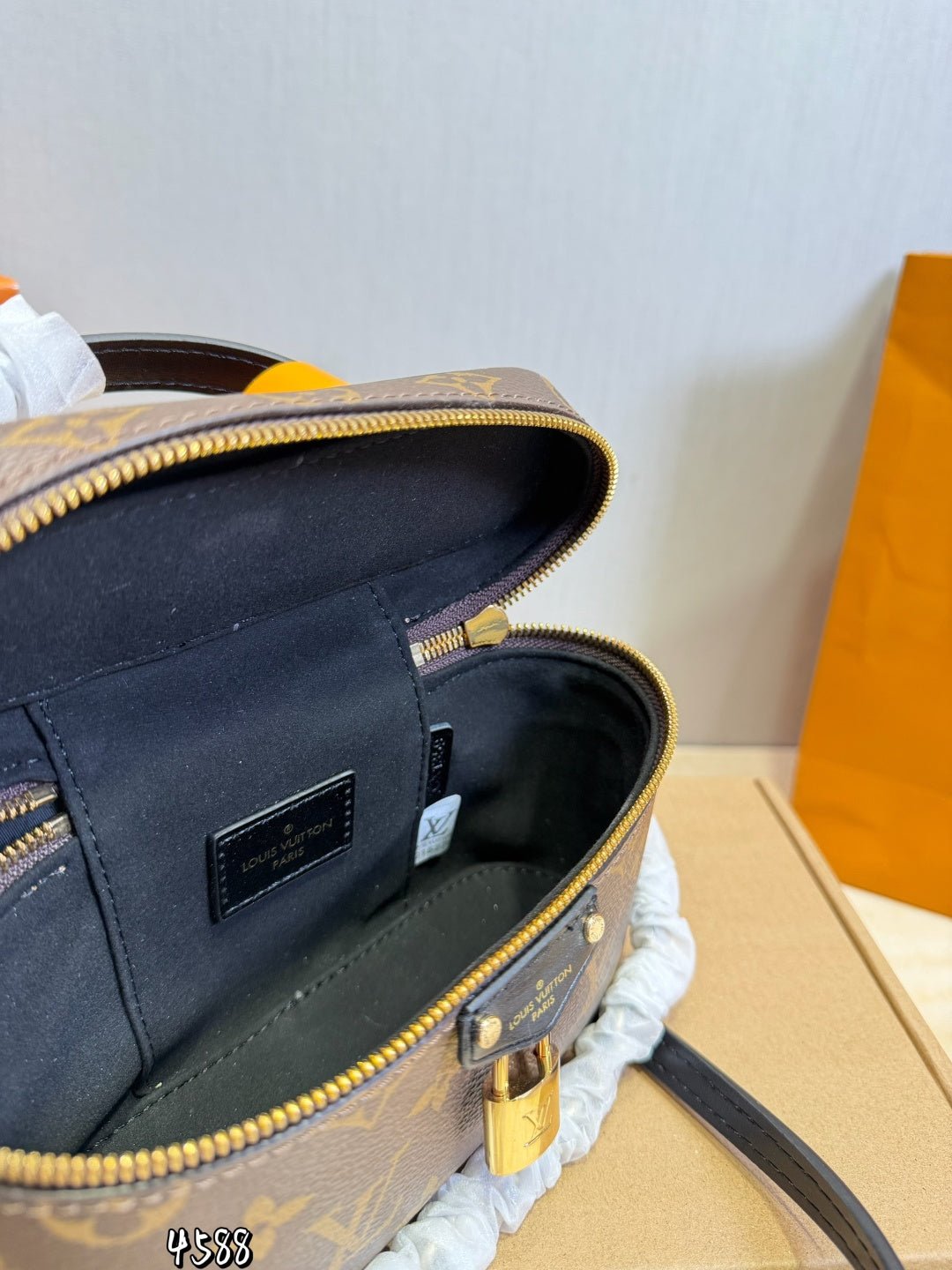 MS47 Women's handbag leather bag 18*12cm