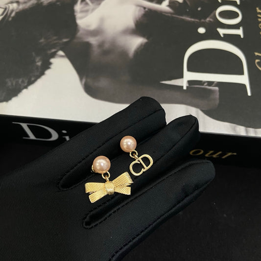 E86  Women gold-plated earrings high-quality jewelry