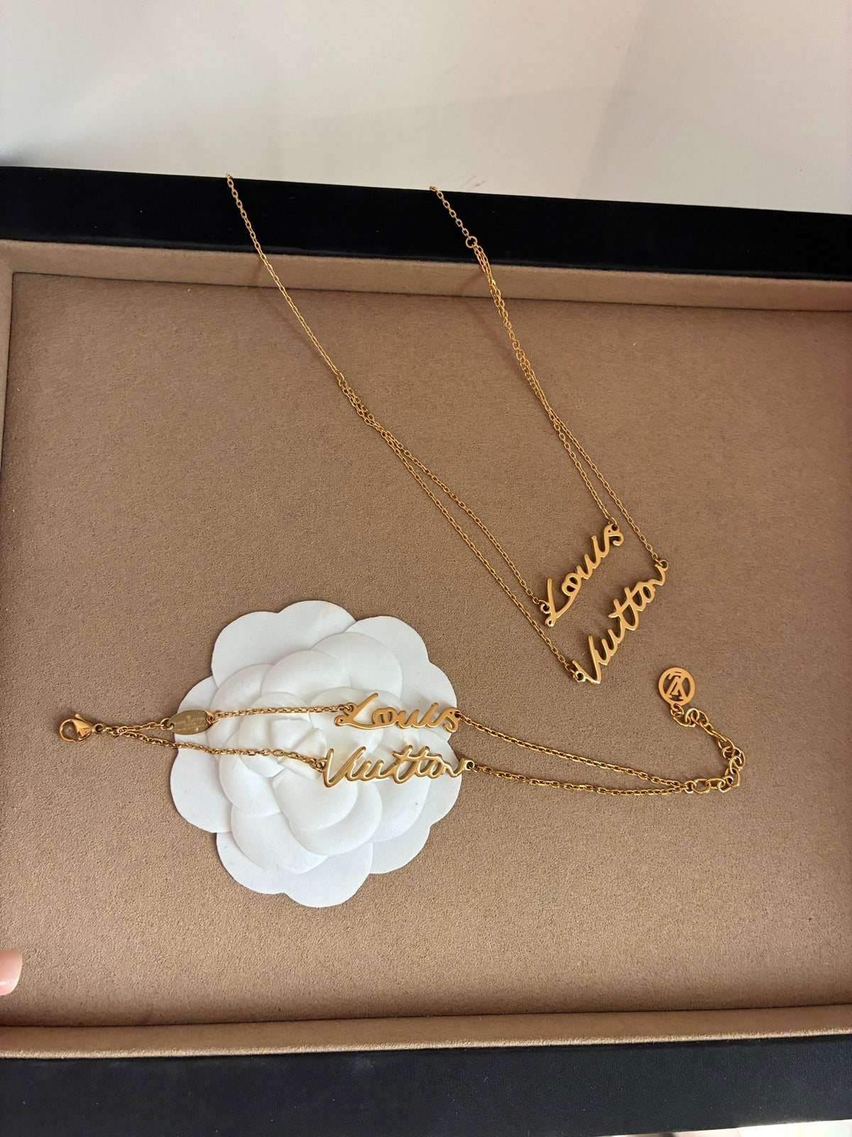LS240 Fashion women's bracelet necklace set letter jewelry