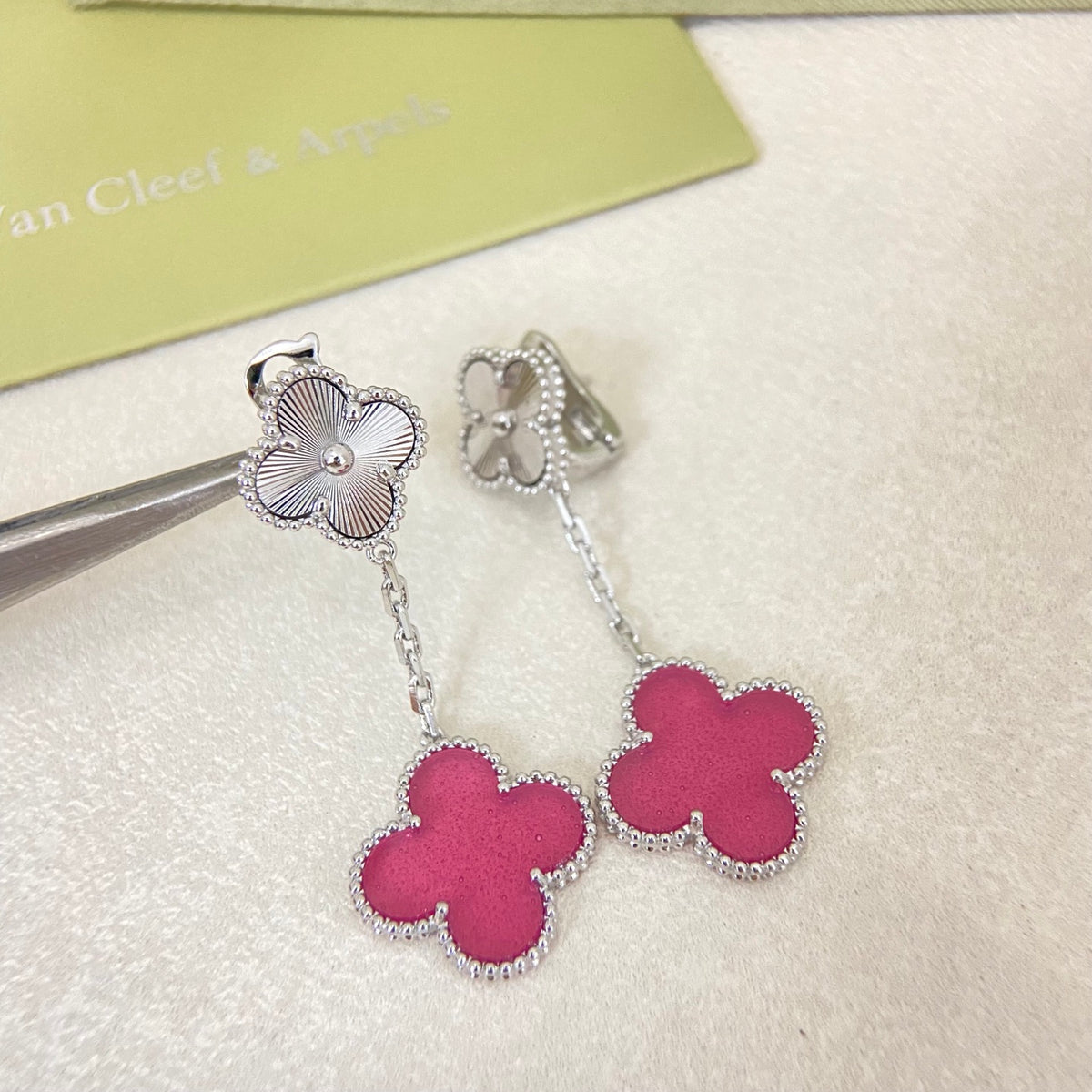 E15 Women gold-plated fashion earrings high-quality jewelry
