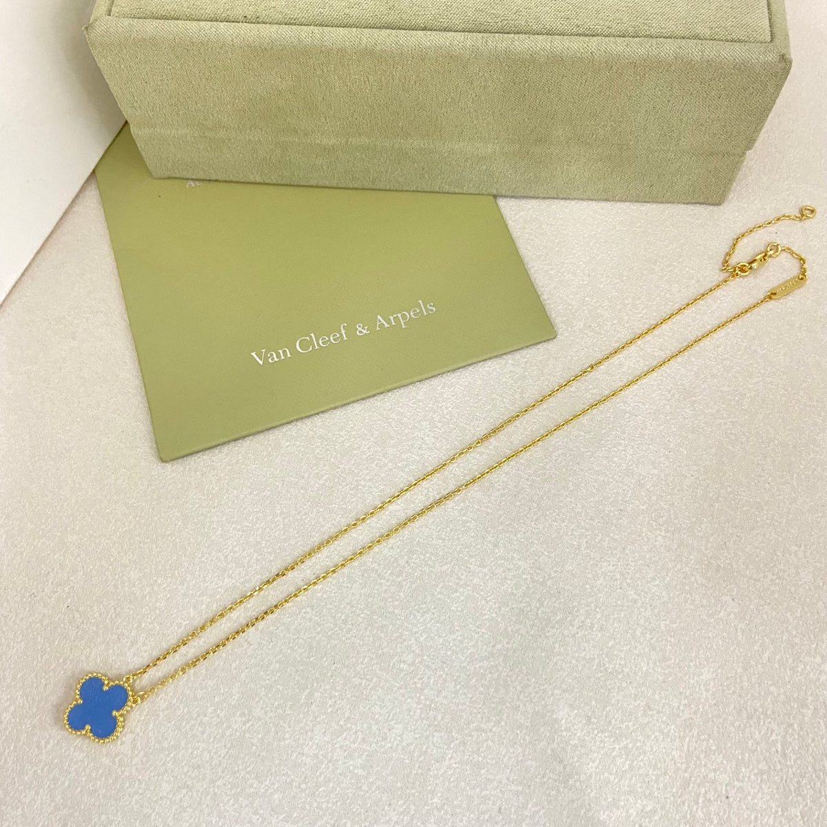 B12  New gold-plated bracelet fashion jewelry
