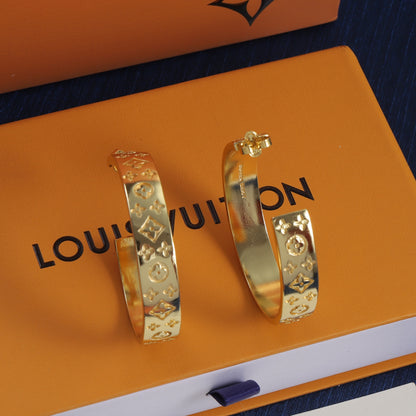 E31 Women gold-plated fashion earrings high-quality jewelry