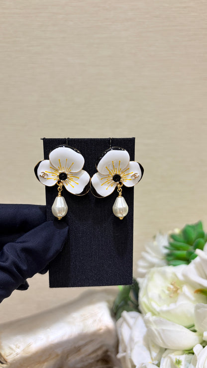 E68 Women gold-plated earrings high-quality jewelry
