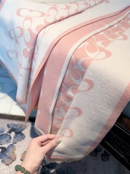 F40 Women's Wool Blend Scarf Wrap