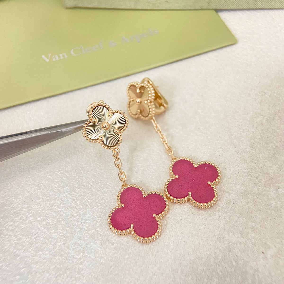 E15 Women gold-plated fashion earrings high-quality jewelry