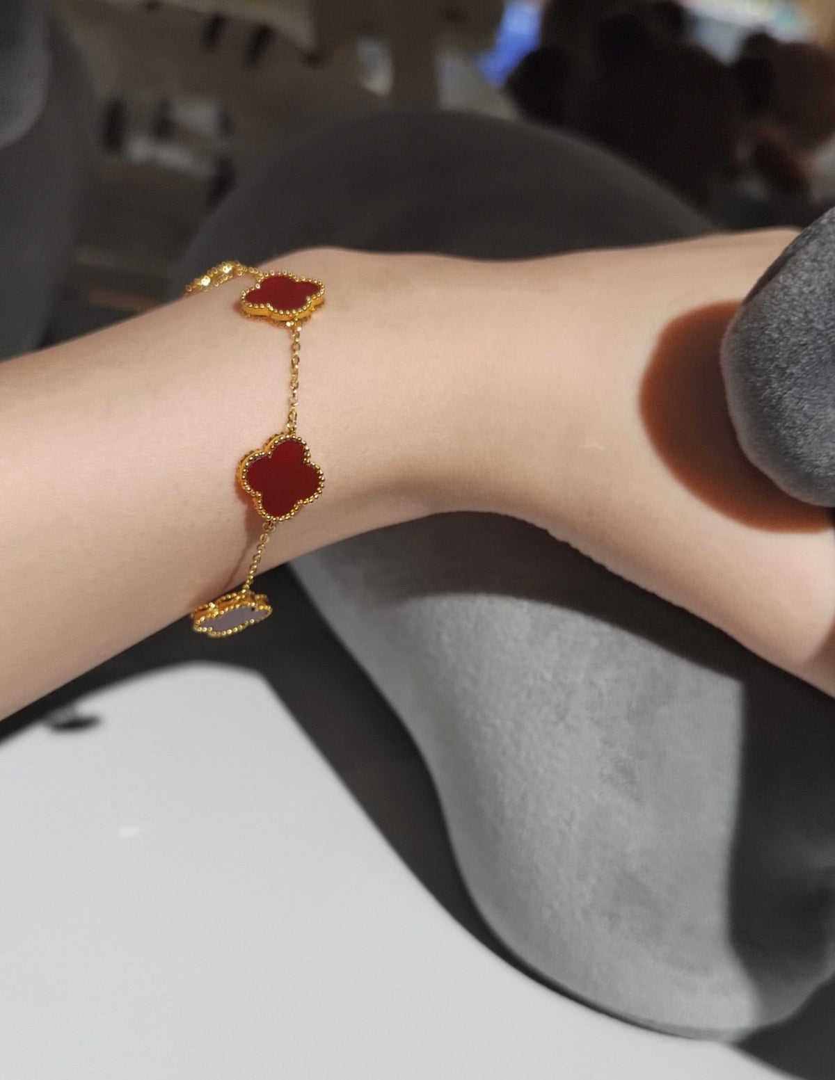 VAB1 Classic Four‑Leaf Clover Unisex Fashion Bracelet for Men and Women