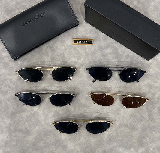 8012  Unisex Fashion Sunglasses with Box