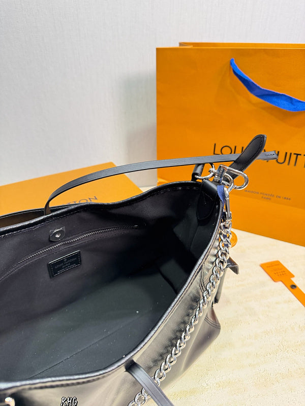 LVMB2  Minimalist & Premium Women's Bag  32x12x21cm