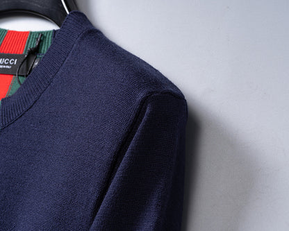 GC01   Autumn and Winter Classic Green Red Green Jacquard Sweater Clothes