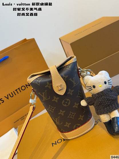 LVMB6  New Elegant Stylish High-Quality Women's Bag  10*6*18cm