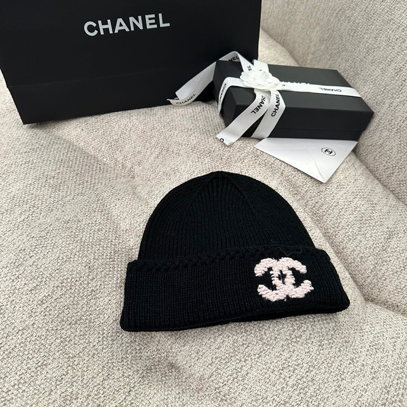 CH1   Warm Winter Cuff Beanie Hat