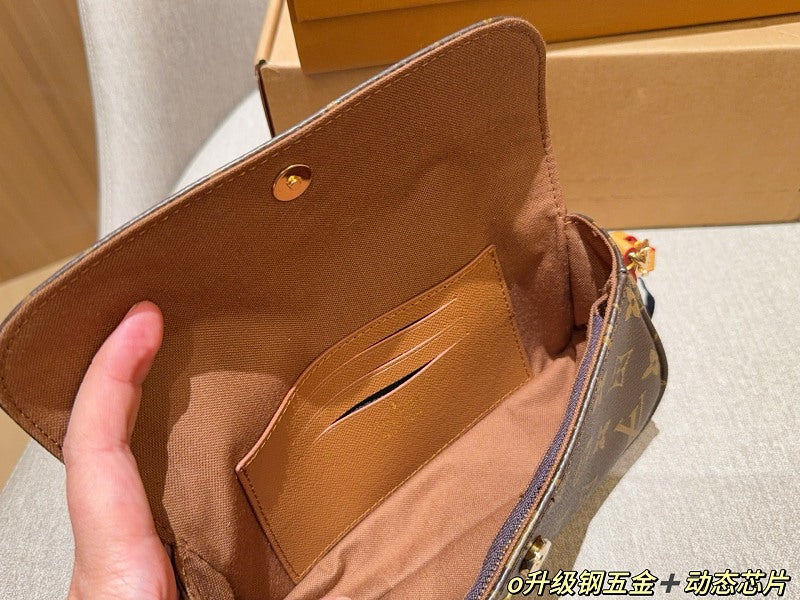 LVMB5   Exquisite Texture, High-Quality Women's Bag  20x10x5cm
