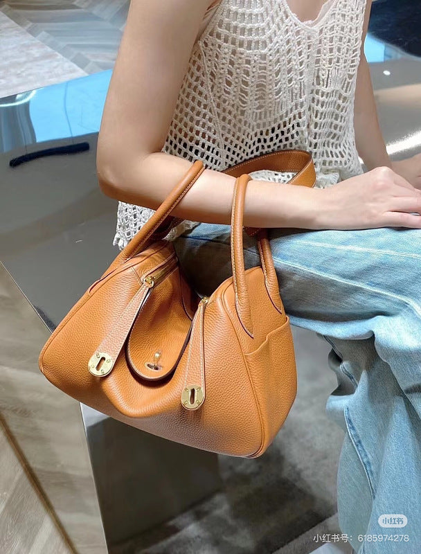 HEMB1   Stylish New Premium Genuine Leather Bag  25X13X17cm