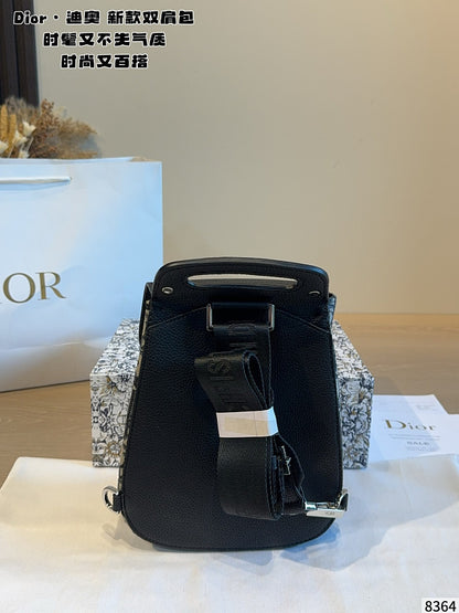 DIMB2   Stylish High-Quality Women's Backpack, Portable Mini Bag  18x10x27cm