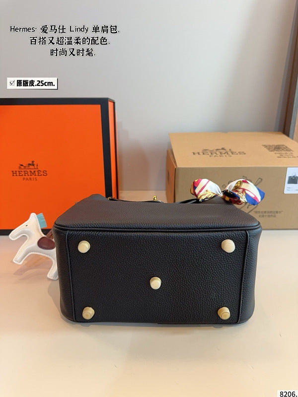 HEMB1   Stylish New Premium Genuine Leather Bag  25X13X17cm